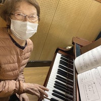 80才からピアノを始めたミーコさん。ピアノで脳トレ♪好きな曲を奏で、ピアノのおかげで毎日が楽しくなったとおっしゃってくれました♪