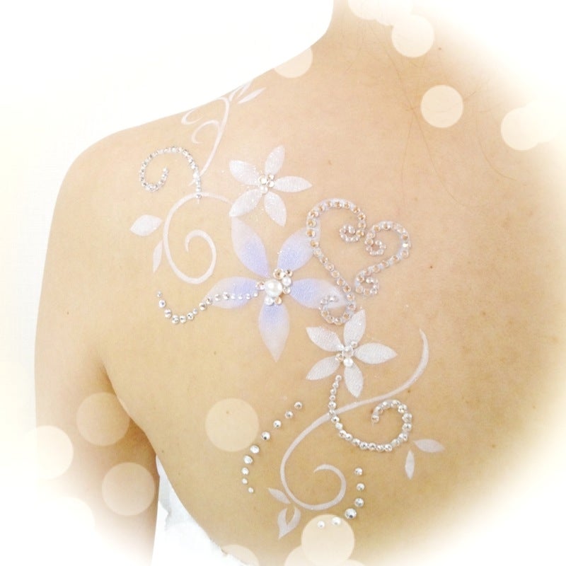 レンタル衣裳 Embellirのブライダルボディージュエリーの写真