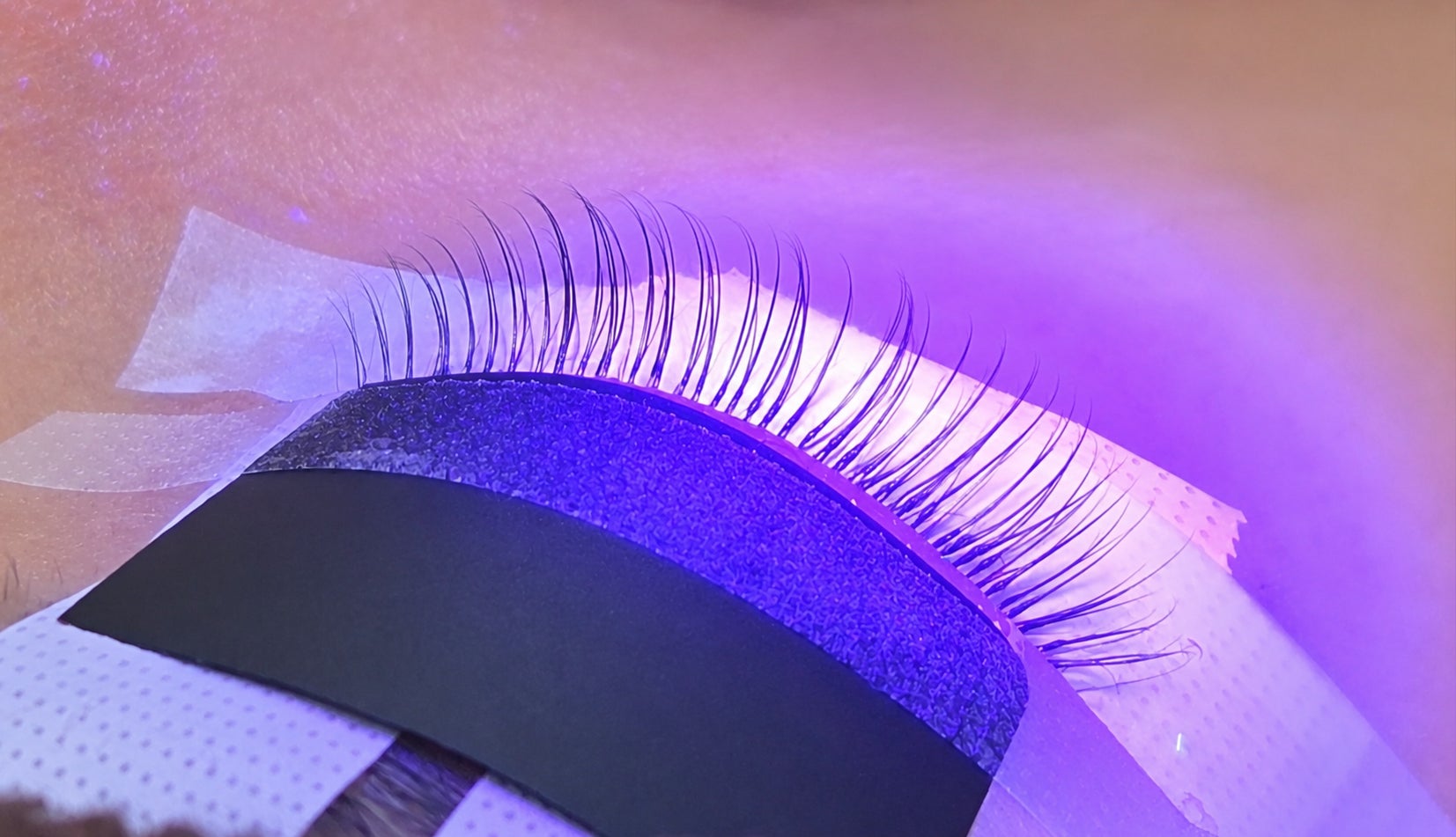 rullhair knot eyelashのLED セーブル 100本 の写真