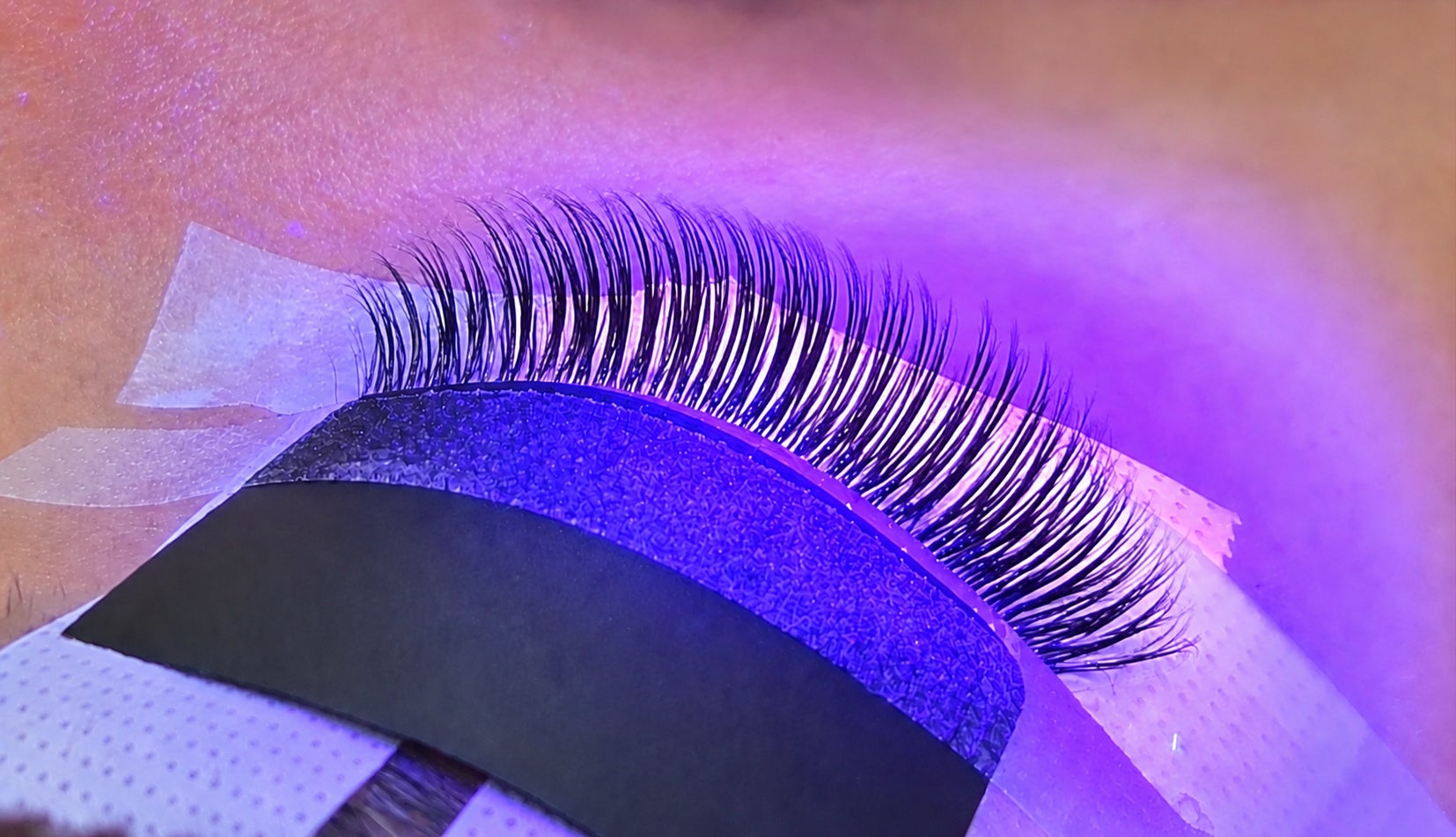 rullhair knot eyelashのLED  セーブル  200本の写真