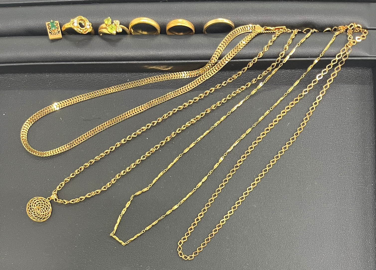 買取大吉 高岡京田店の金・貴金属買取の写真