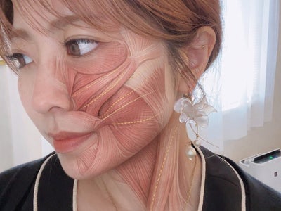 ＋MOREの施術前ヒアリング・筋肉測定の写真
