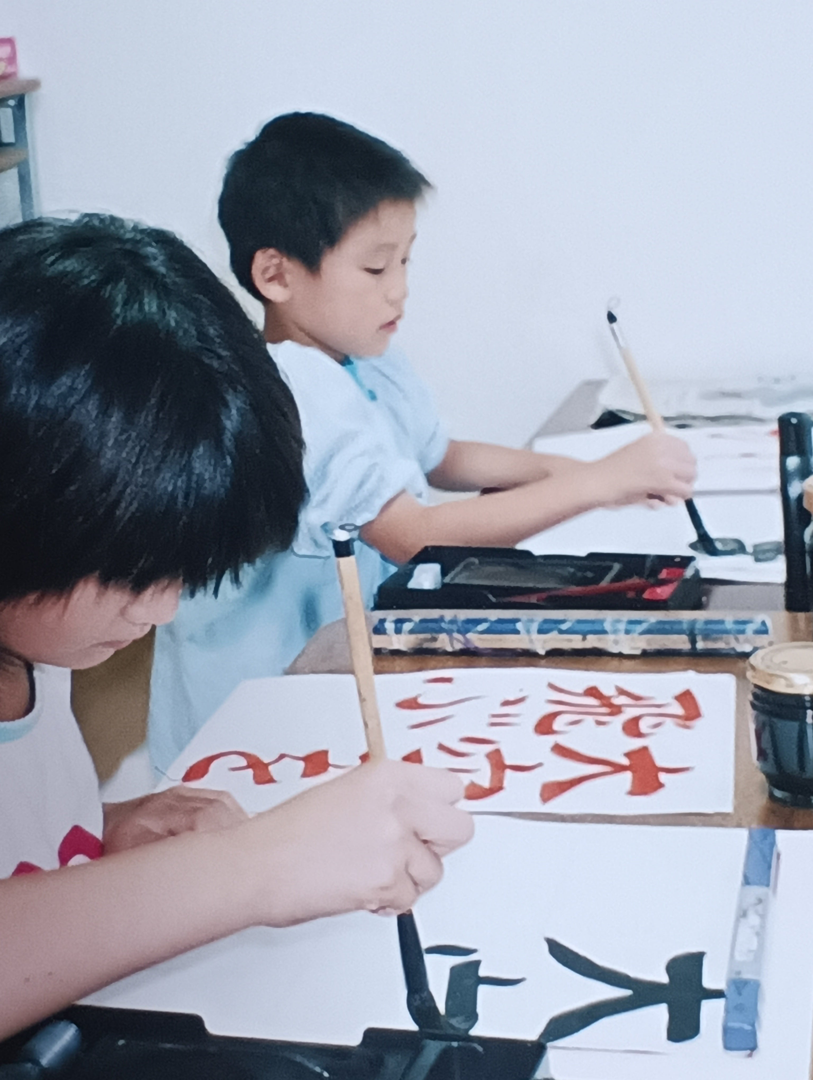 鶴扇(KAKUSEN)書道教室の稽古の時間の写真