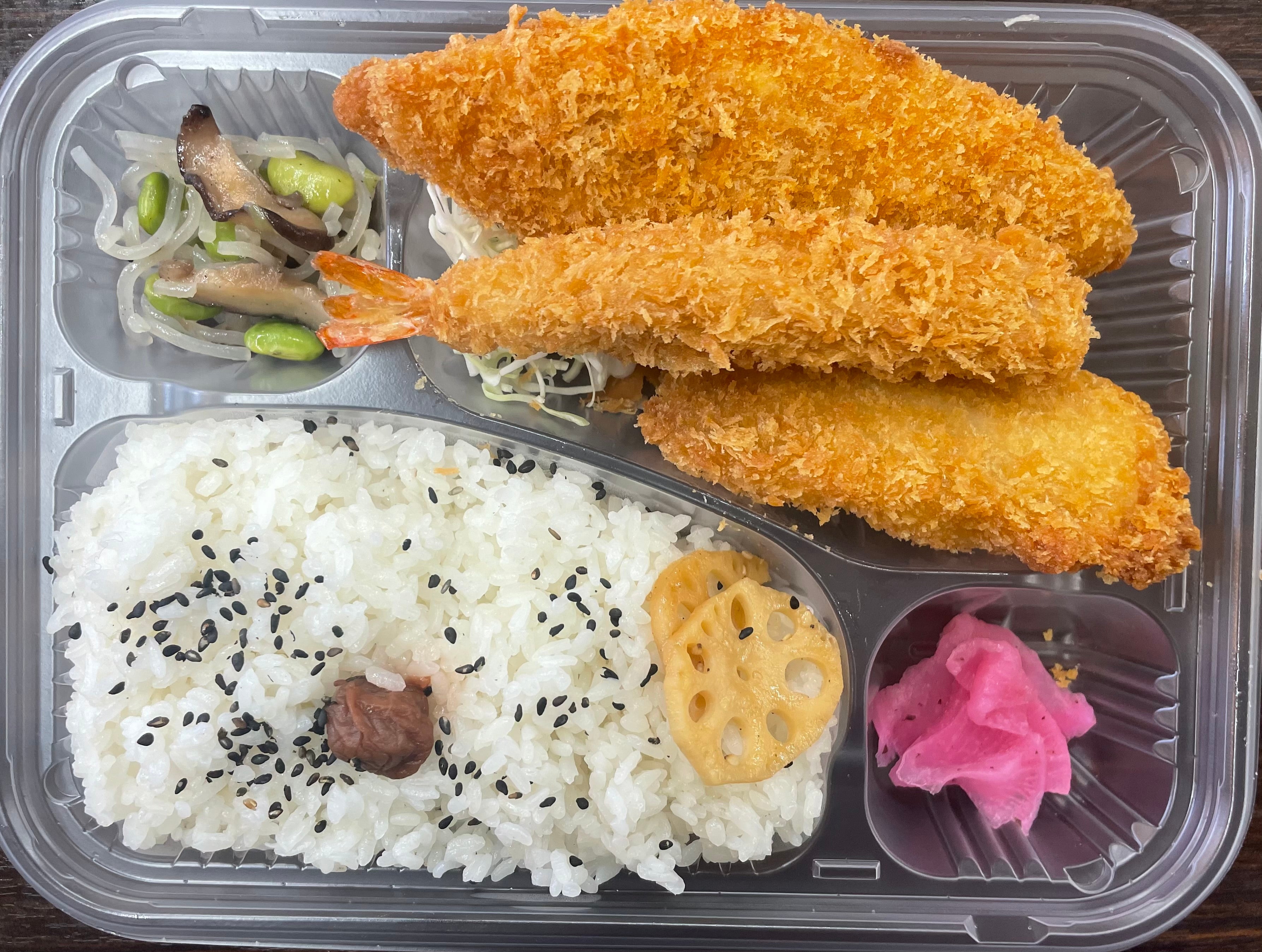 尼崎おかん家の海鮮フライ3種盛り弁当の写真