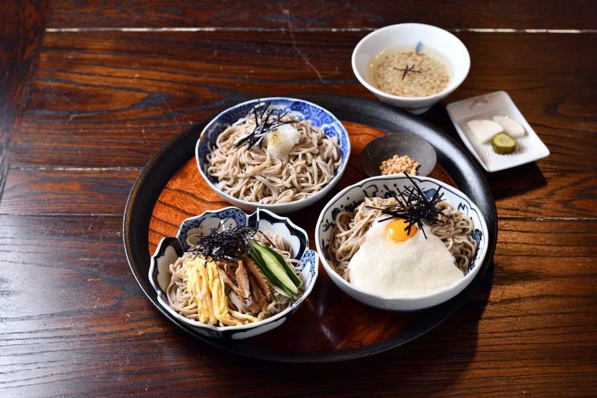 洛北 花せ屋の名物 そば三昧(甘味付き)の写真