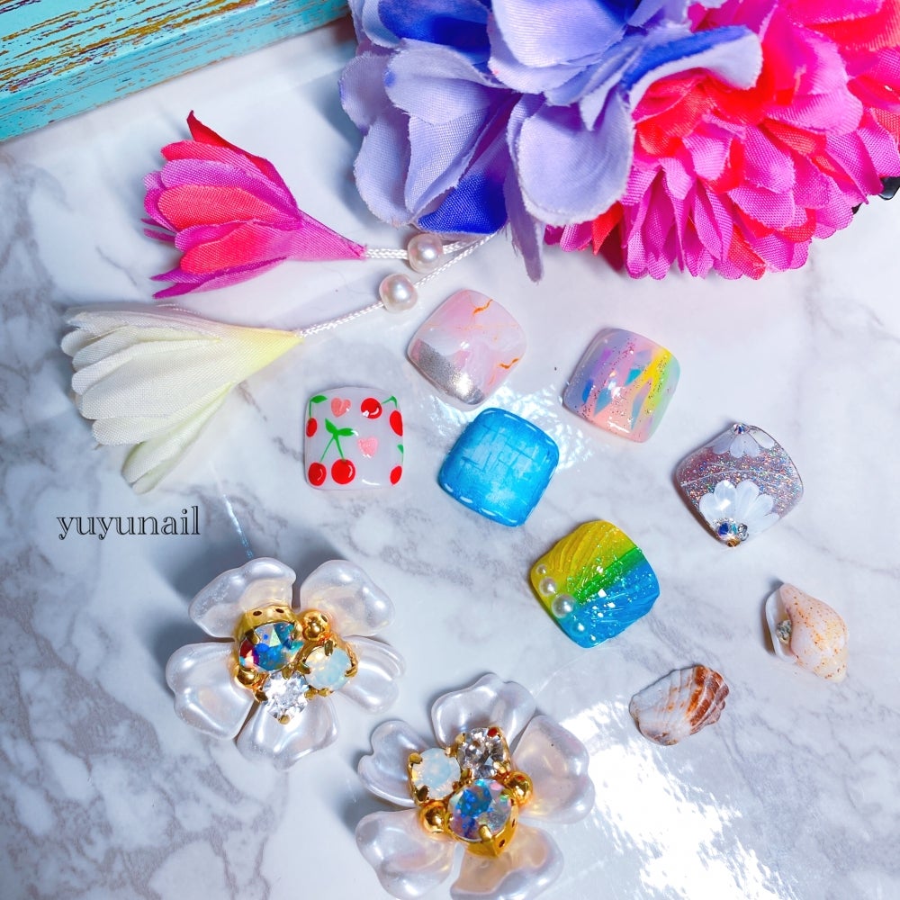 yuyunailのオーダーデザイン（フット）の写真