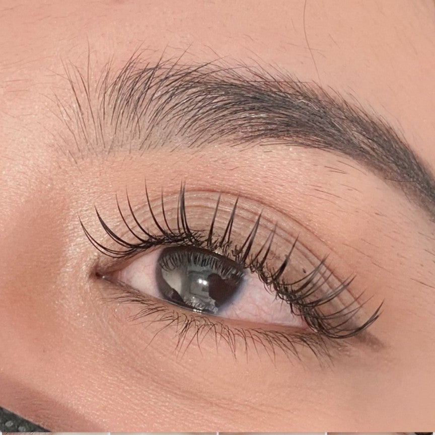 COCO eyelashのフラットラッシュ80〜120本の写真