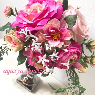 aquxya  flower ＆ jewelry１０丁目店  (プリザーブドフラワー・造花専門店)のテーブルアレンジ《アーティフィシャルフラワー》の写真_2枚目