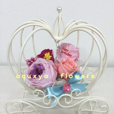 aquxya  flower ＆ jewelry１０丁目店  (プリザーブドフラワー・造花専門店)の＜プリザーブドフラワーのアレンジメント＞花びらにメッセージや画像などをプリントします♪の写真_6枚目