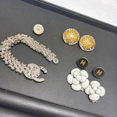本日のお買取品の写真