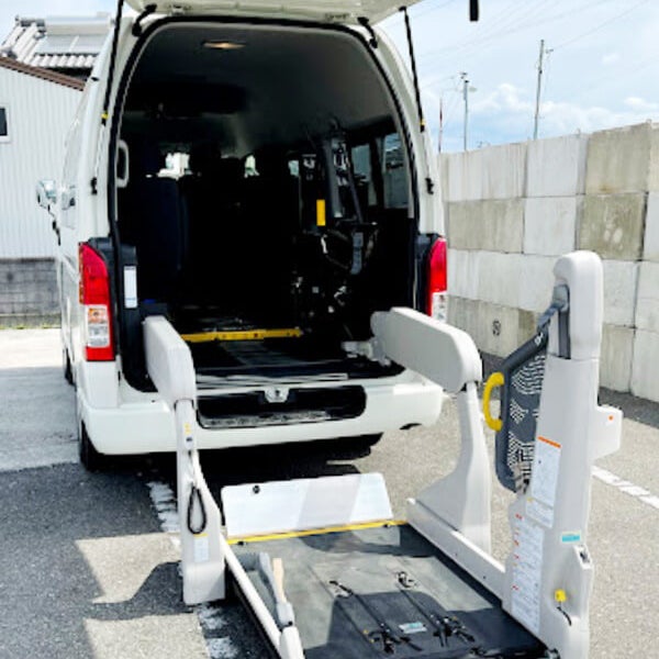 おでかけ介護タクシー_3枚目
