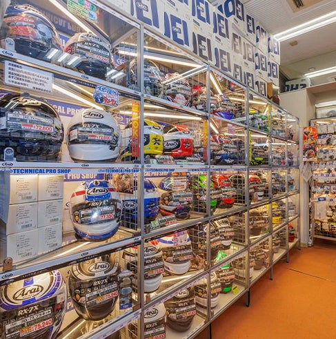 南海部品 仙台店のバイク用品の販売の写真