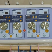 ゆいの杜鍼灸接骨院の直流・高周波電気治療（マトリクスウェーブ）の写真