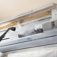 ソクピカの【エアコンクリーニング】フィルター自動掃除機能付きエアコンの写真