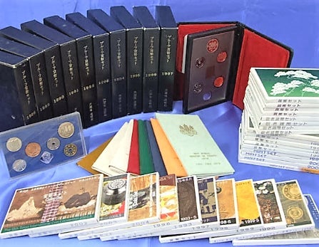 おたからや 原信巻店の貨幣セット買取の写真