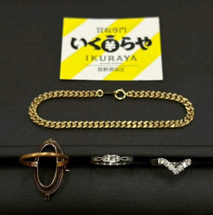 買取専門いくらや長野須坂店の金・貴金属の写真