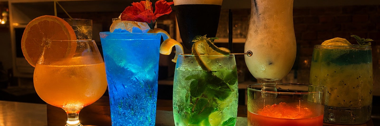 Cafe&Bar Adam and Eve(アダム アンド イブ)