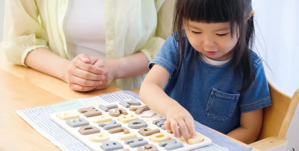 Unikids名古屋西校の【グループレッスン】Unikidsコース：1回50分／週の写真