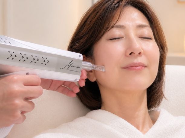 リジェネラティブ セル エクソソームケア サロン 銀座店の【都度払い28,000円】「いつまでも、疲れて見えない私でいたい」方に◎エクソソームでハリ・ツヤ肌をじっくりケア｜90ショットの写真