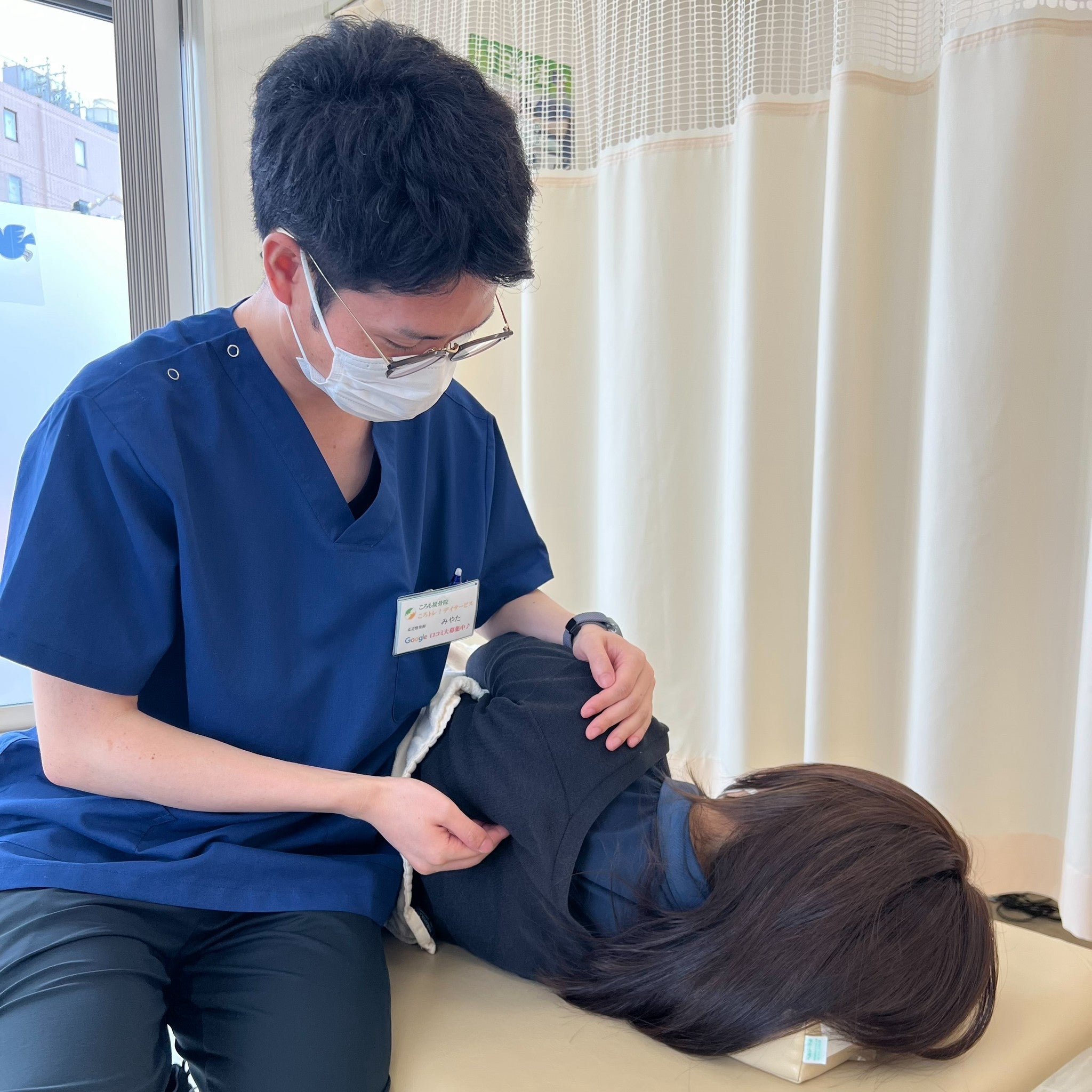髪を洗うのがもっと楽に！肩のお悩みケアの写真