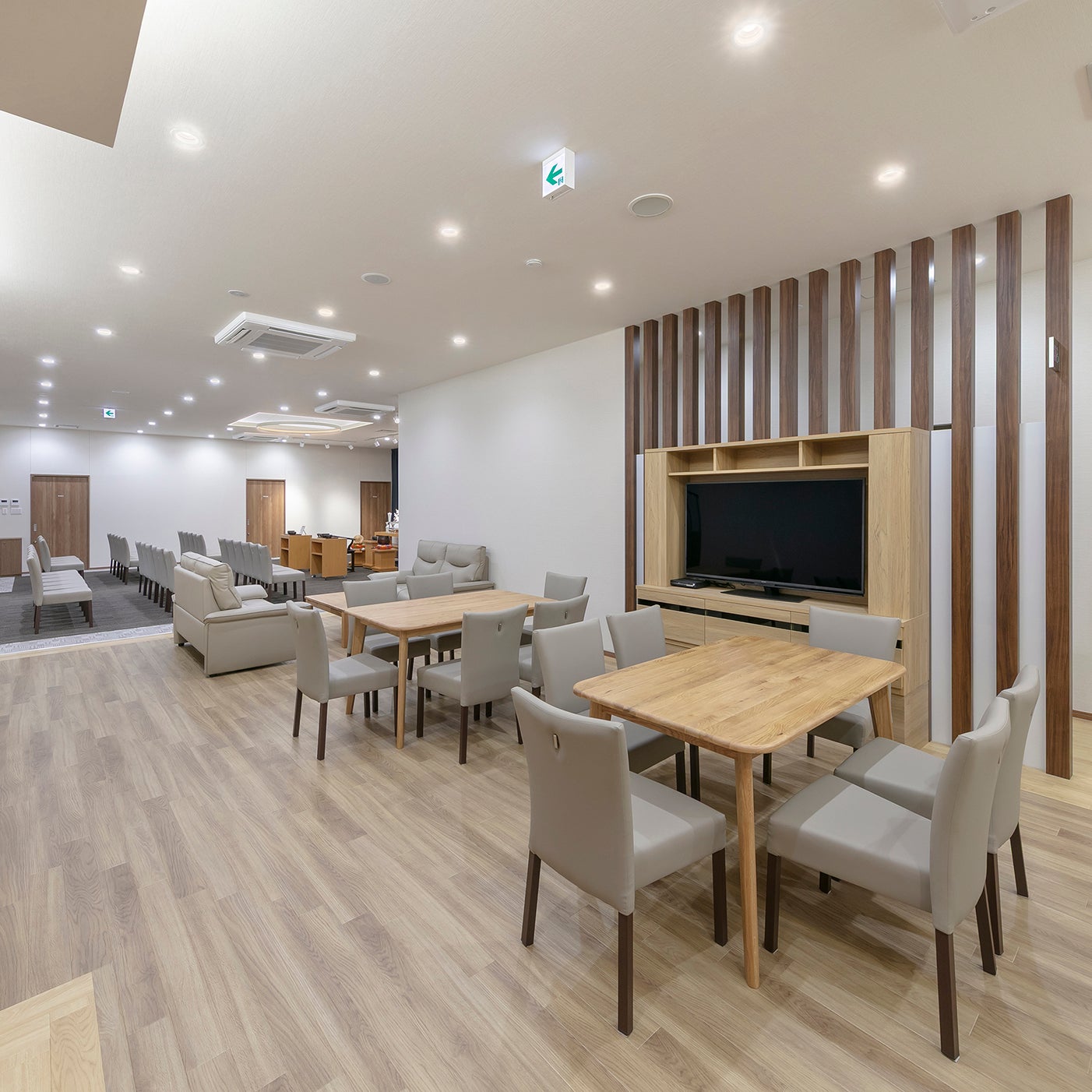  家族葬専用式場はないろ上野芝店_3枚目