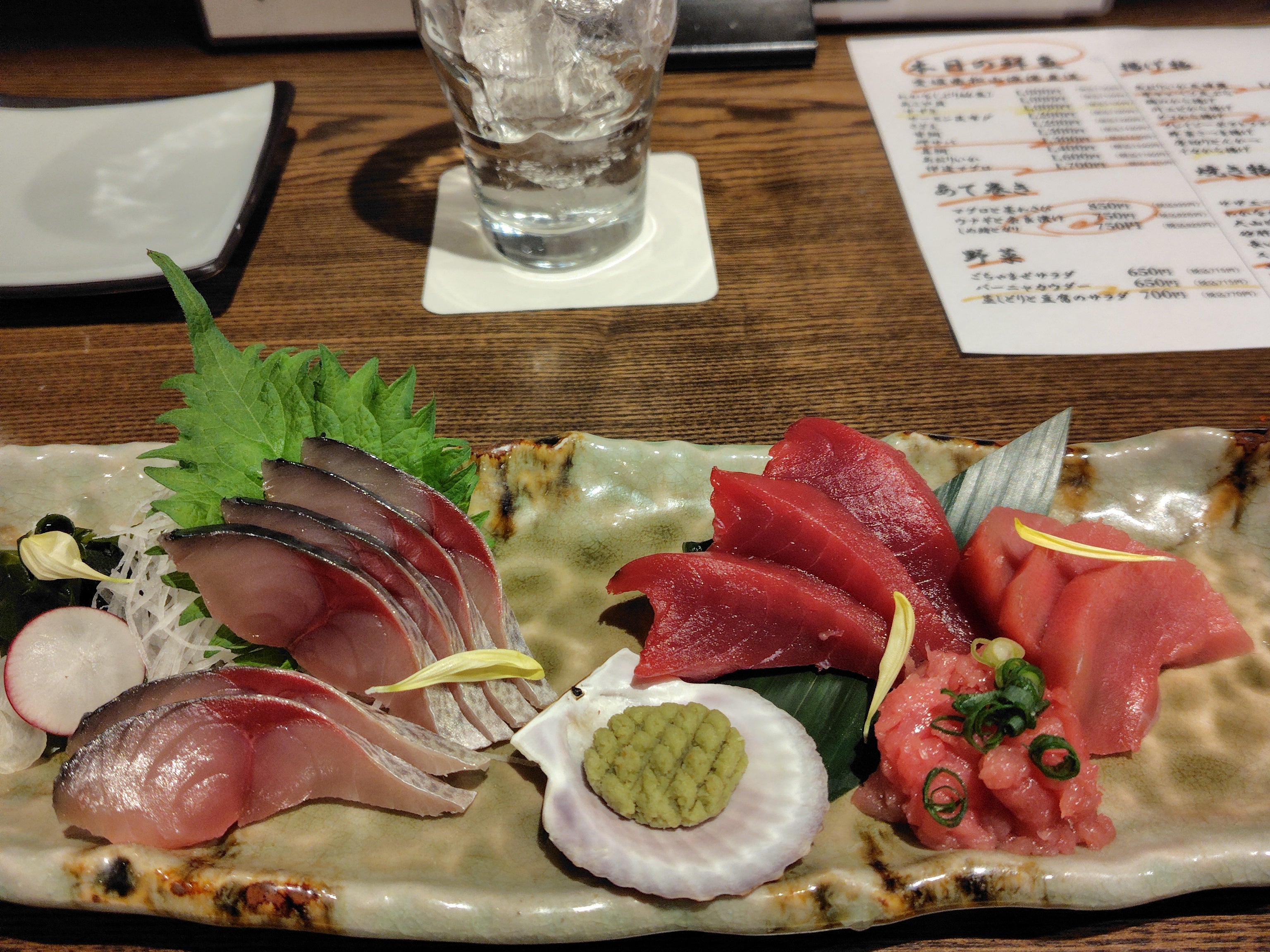 新鮮な魚介類と地酒専門店 おやじの隠れ家 魚武