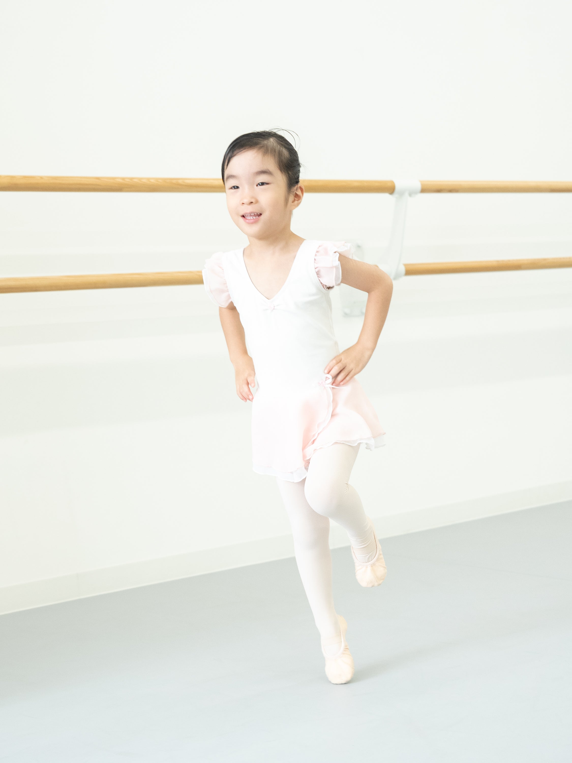 Famille Ballet/横浜市青葉区市が尾/バレエ教室のプライマリークラス/未就学児の写真