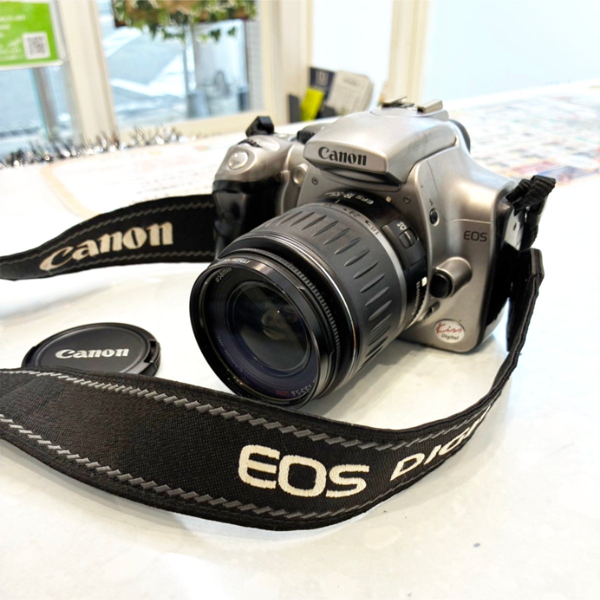 壊れてしまったCanon の デジタル一眼レフカメラ お持ち込みいただきました！の写真