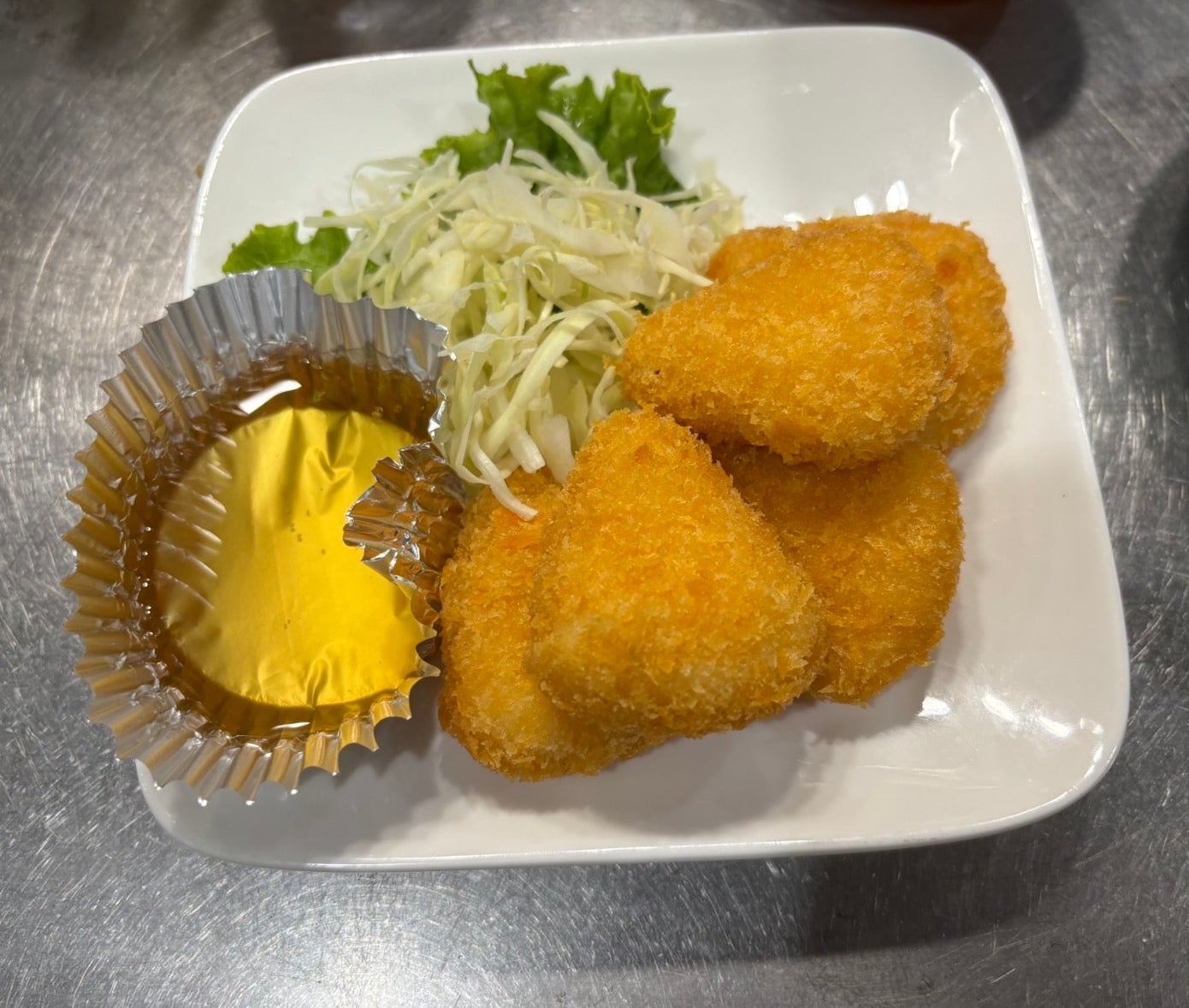 おばんざいひがしのカマンベールチーズフライの写真