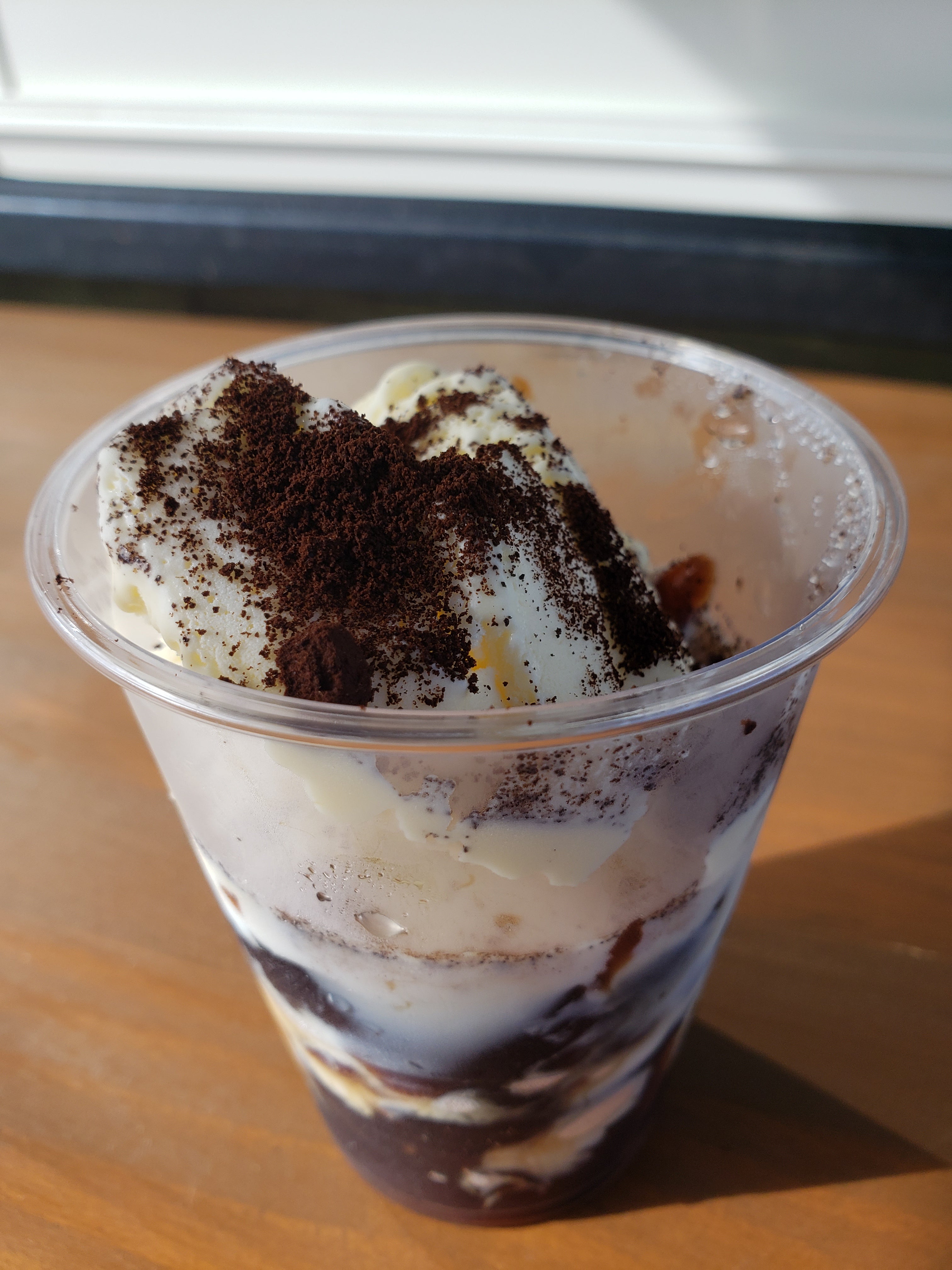 dan cafeのバニラアイス乗せコーヒーゼリーの写真