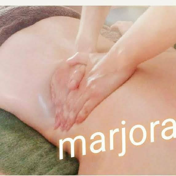 VIP会員専用サロンのトータルアロマリンパマッサージの写真