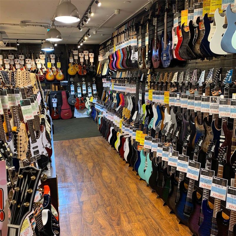 池部楽器店 プレミアムギターズ_3枚目