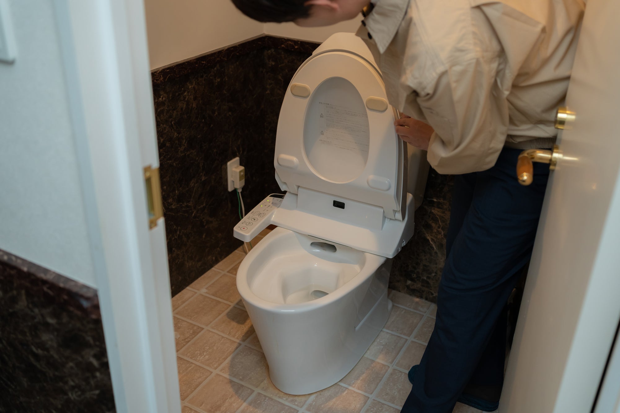 styb工務店のトイレつまり・水漏れ修理の写真