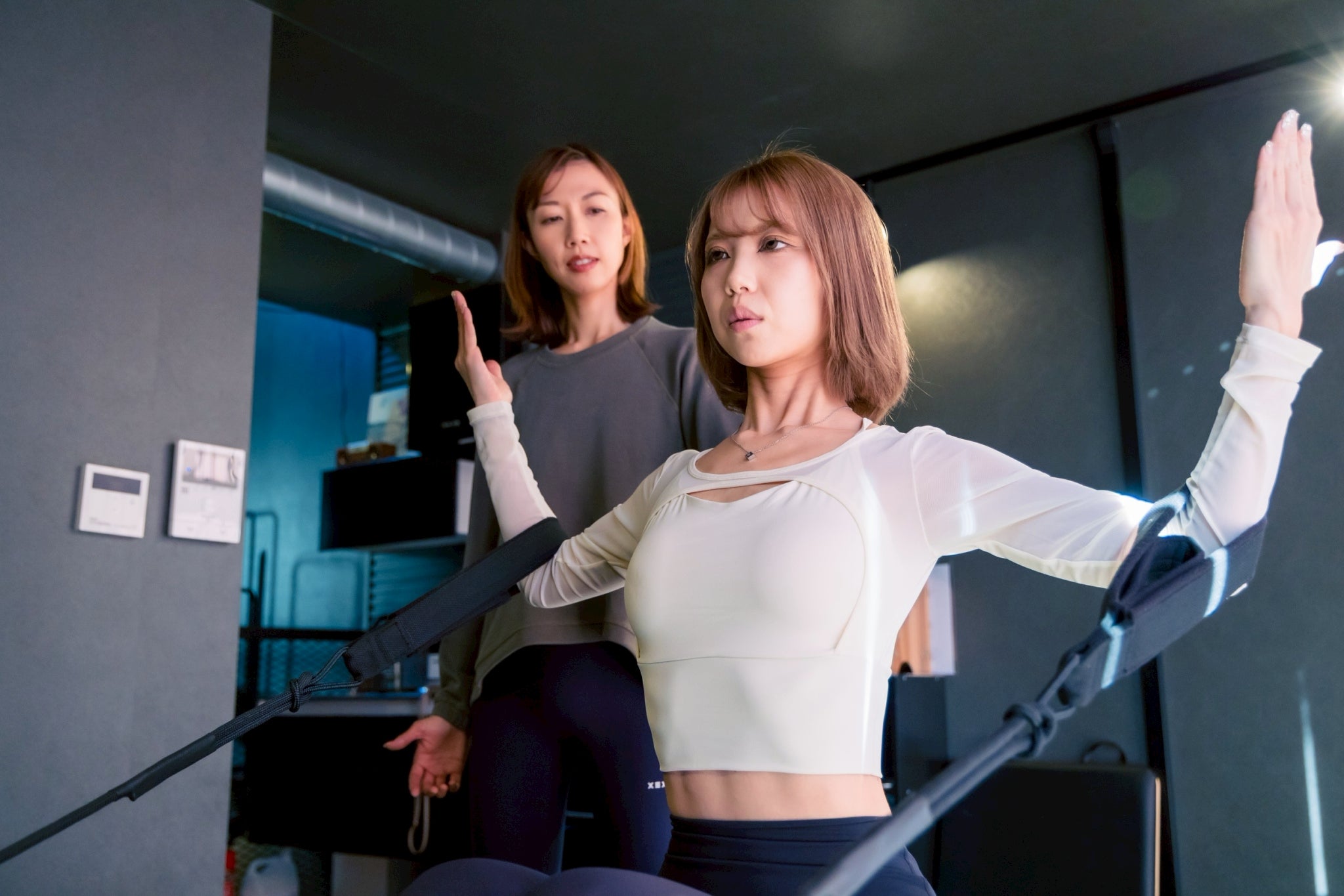 デコルテを綺麗に見せる鎖骨ケアの写真