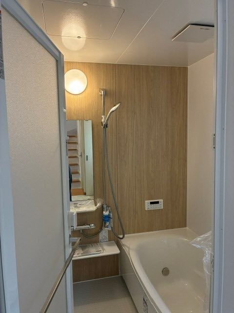 【施工事例】お風呂の交換時期はいつ？契約から工事着工までの流れをLIXILリデアMの事例で紹介の写真