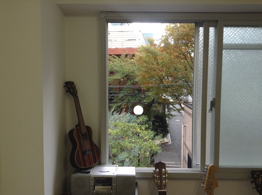 中崎町ギター教室の店内の様子の写真