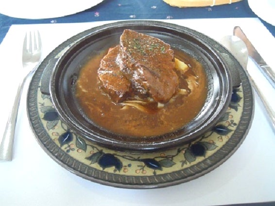 バンブの料理の写真 - お肉の大きさにびっくりビーフシチュー