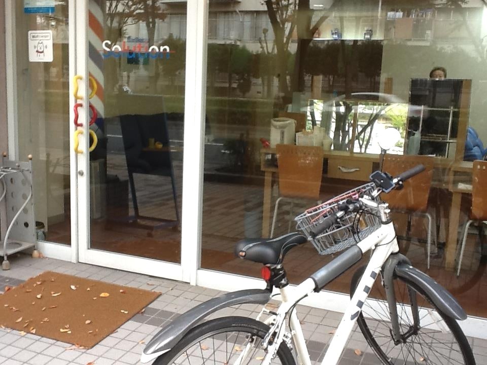 ソリューション（Ｓｏｌｕｔｉｏｎ）の外観の写真 - お店の外観です。私の愛車（自転車）も写ってます！