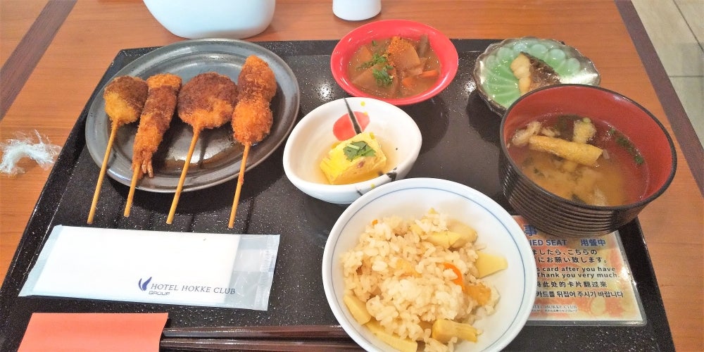 ホテル法華クラブ大阪 レストランロータスの料理の写真 - バイキングの朝食