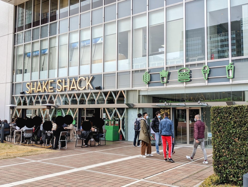 SHAKE SHACK 新宿サザンテラス店の外観の写真