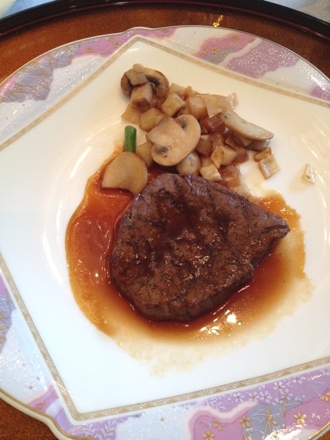 千里阪急ホテルの料理の写真