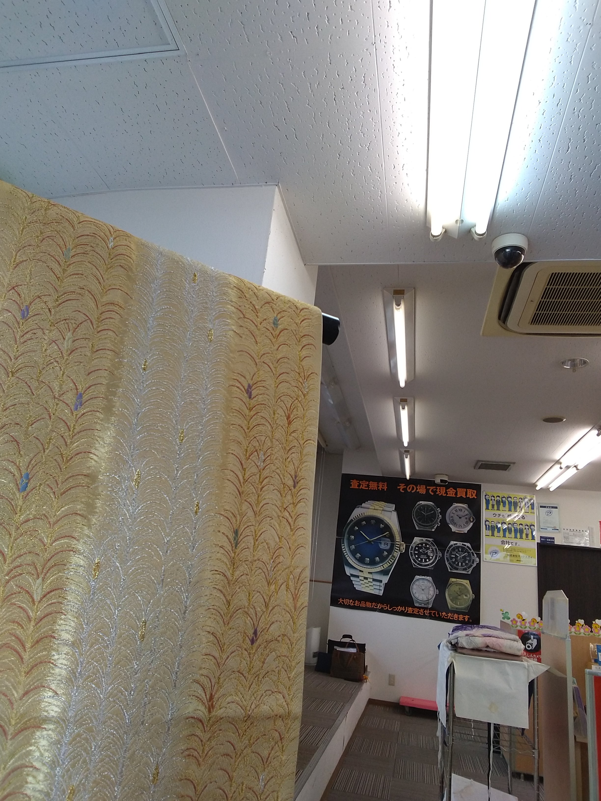 ザ・ゴールド 飯田上郷店の店内の様子の写真