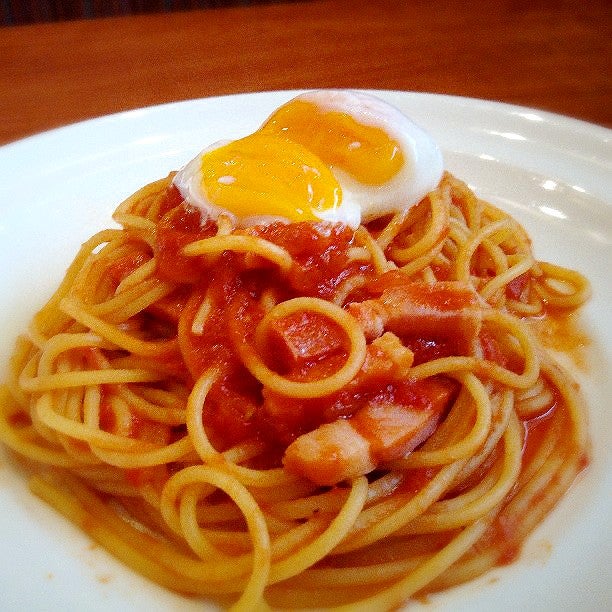 ガスト 三笠店の料理の写真 - トマトソーススパゲティ　温玉トッピング